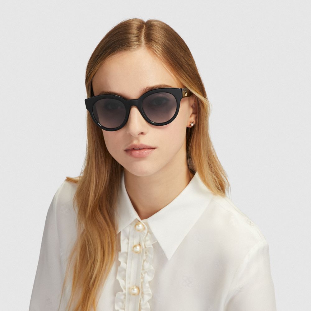 Coach wythe round store sunglasses