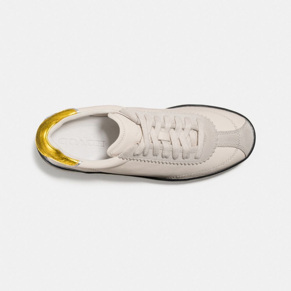 C113 Lace Up Sneaker